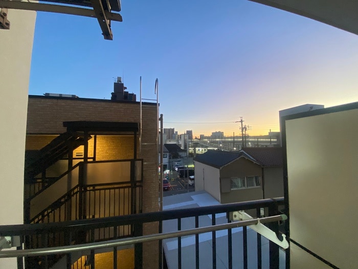 物件内観写真21　(室内からの展望)