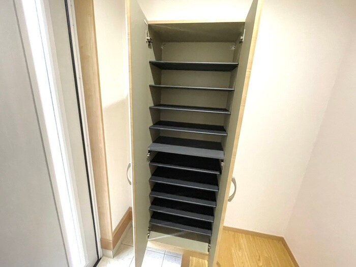 物件内観写真17　(靴箱)