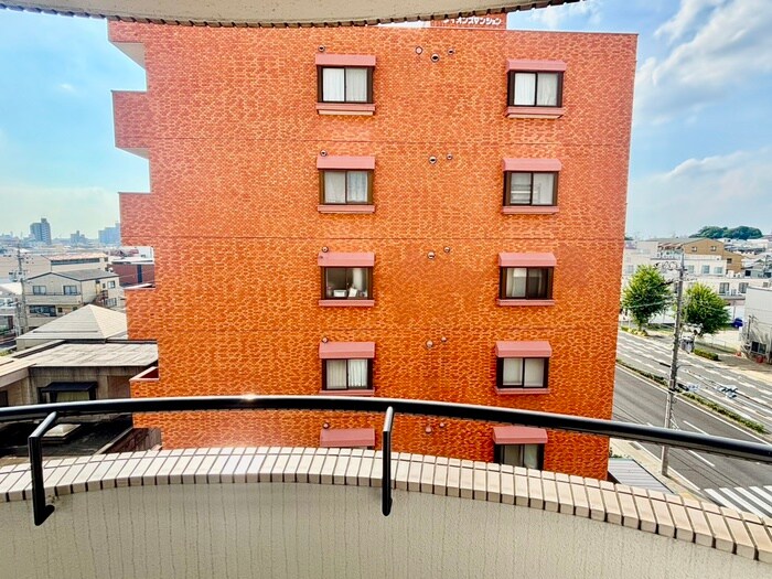 物件内観写真22　(室内からの展望)