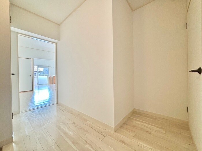 物件内観写真21　(廊下)