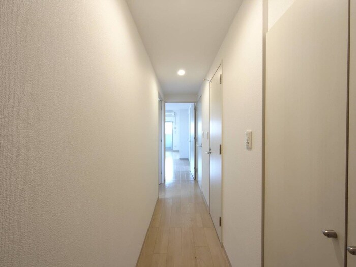 物件内観写真19　(廊下)