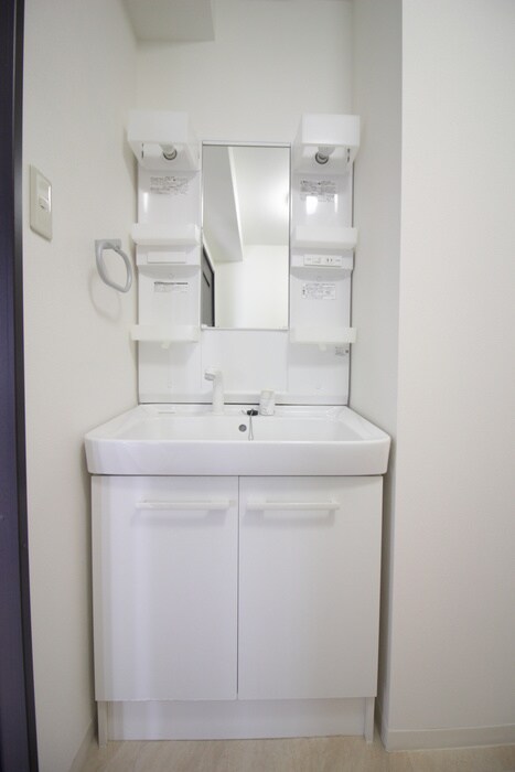 物件内観写真9　(洗面)