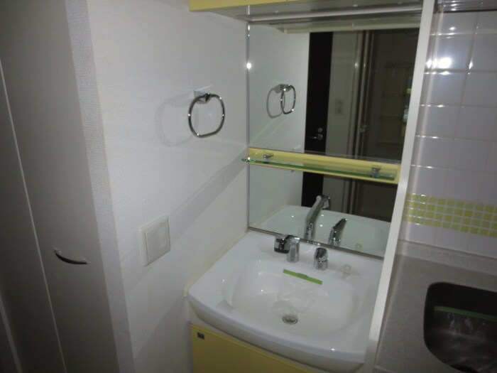 物件内観写真15　(洗面)