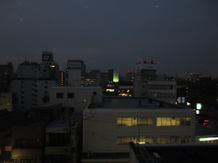 物件内観写真18　(室内からの展望)