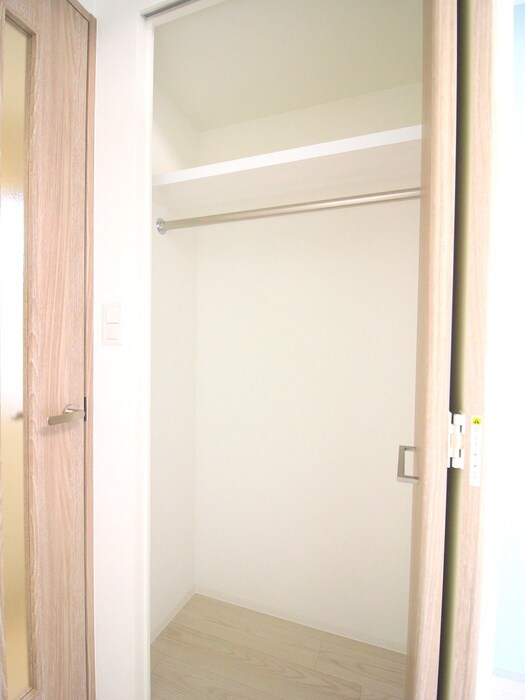 物件内観写真9　(収納)