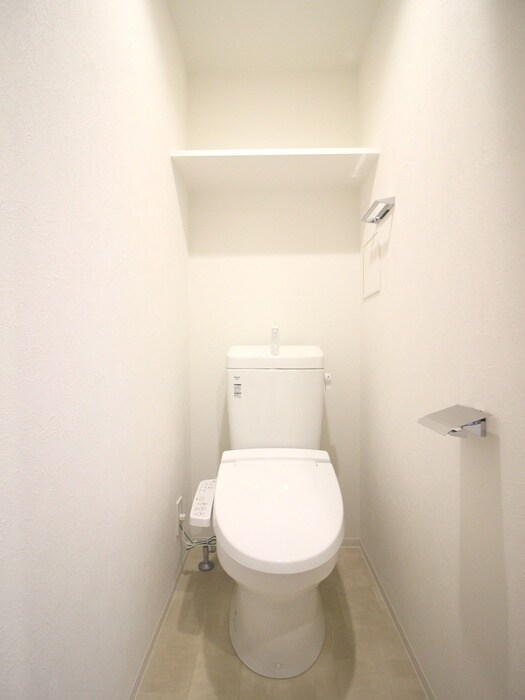 物件内観写真14　(トイレ)