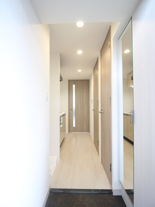 物件内観写真17　(廊下)