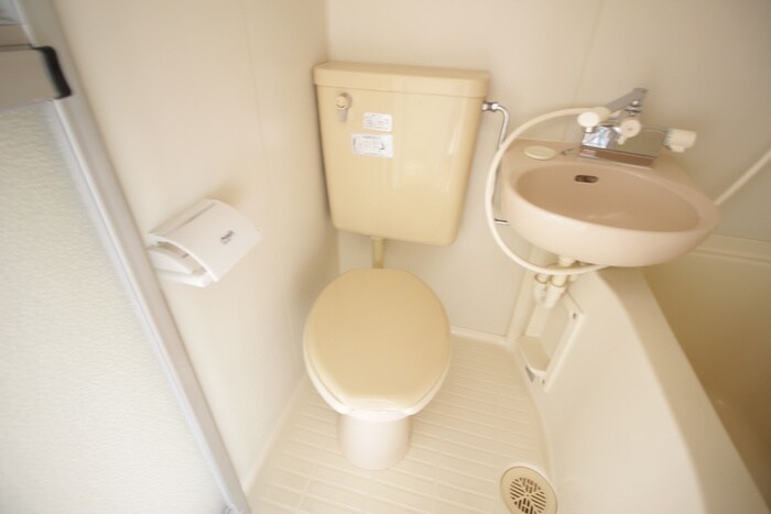 物件内観写真12　(トイレ)