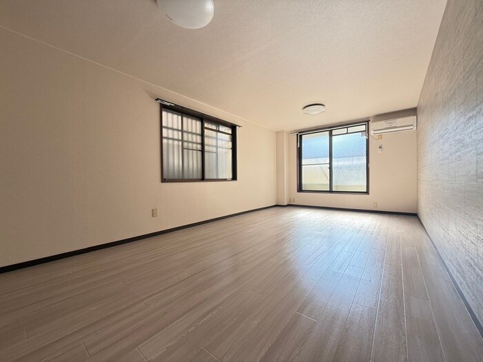 物件内観写真11　(居室)