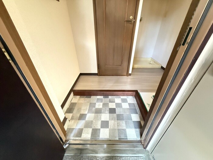 物件内観写真20　(玄関)