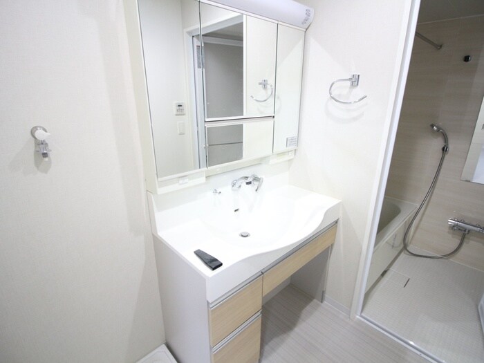 物件内観写真12　(洗面)