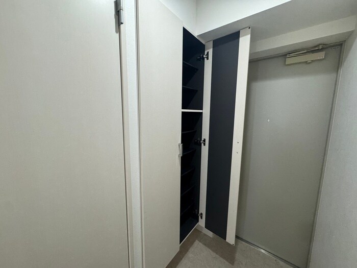 物件内観写真16　(靴箱)