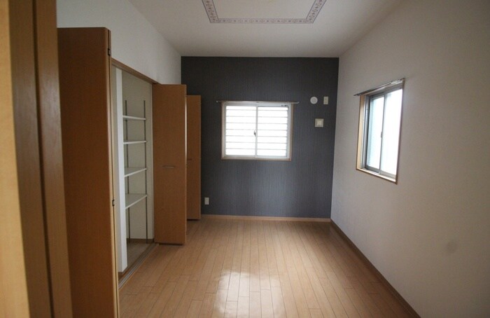 物件内観写真9　(居室)