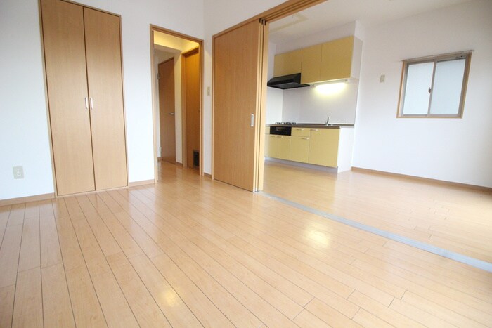 物件内観写真10　(居室)