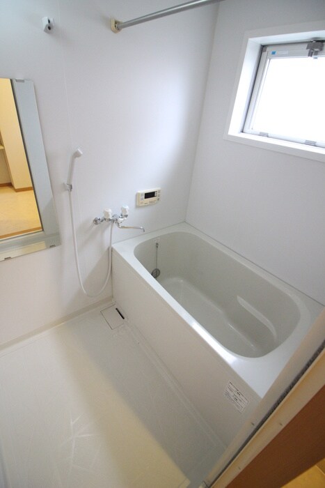 物件内観写真14　(バス／シャワールーム等)