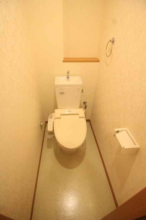 物件内観写真16　(トイレ)