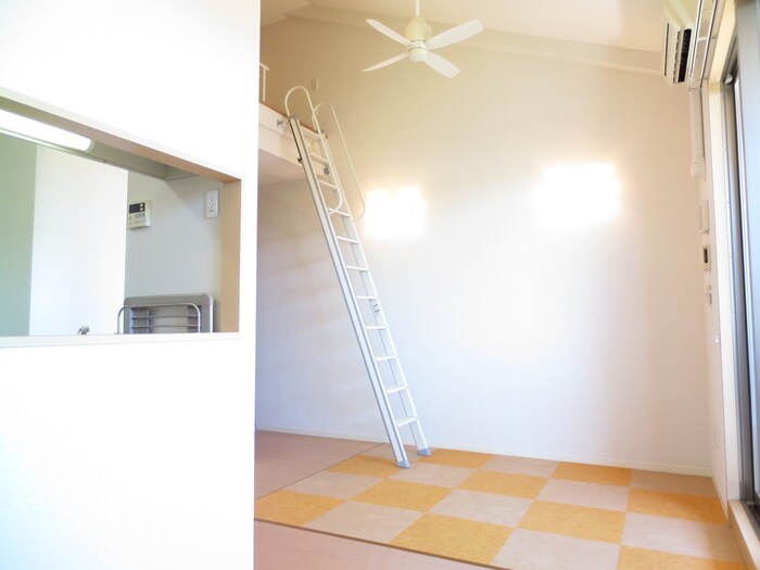 物件内観写真14　(居室)