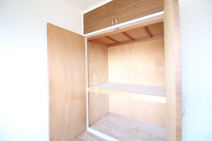 物件内観写真11　(収納)