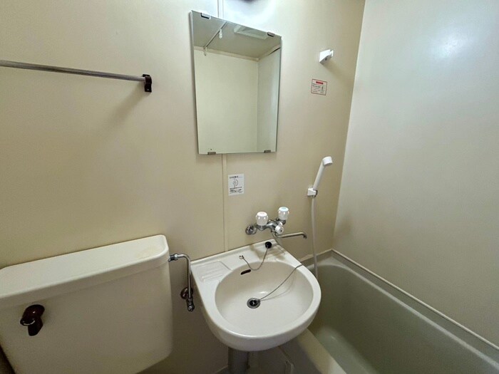 物件内観写真11　(洗面)