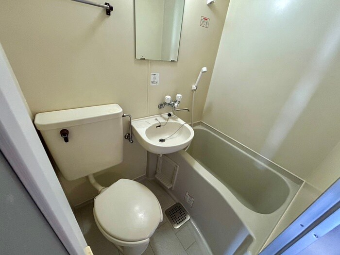 物件内観写真12　(バス／シャワールーム等)