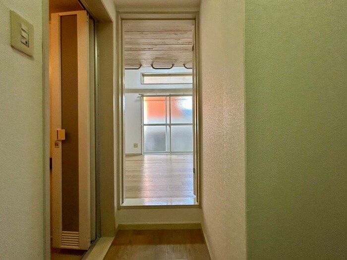 物件内観写真19　(廊下)