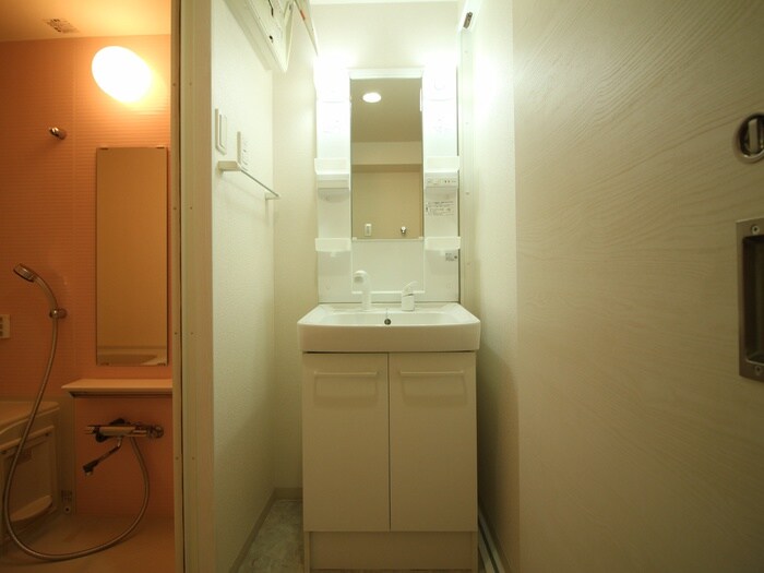 物件内観写真12　(洗面)