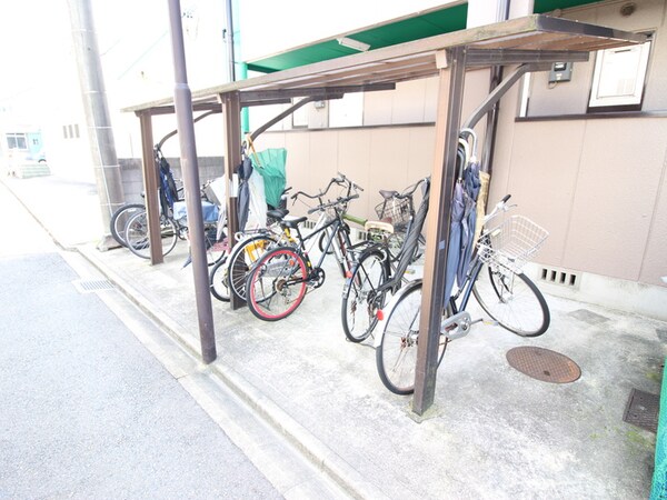 駐輪場