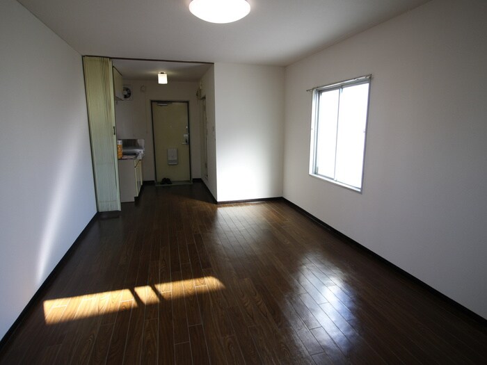 物件内観写真8　(居室)