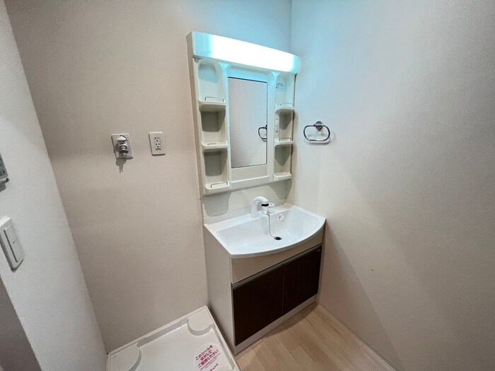 物件内観写真12　(洗面)