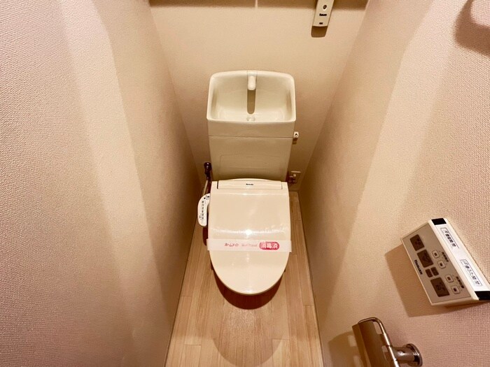 物件内観写真13　(トイレ)