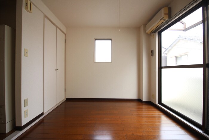 物件内観写真22　(居室)