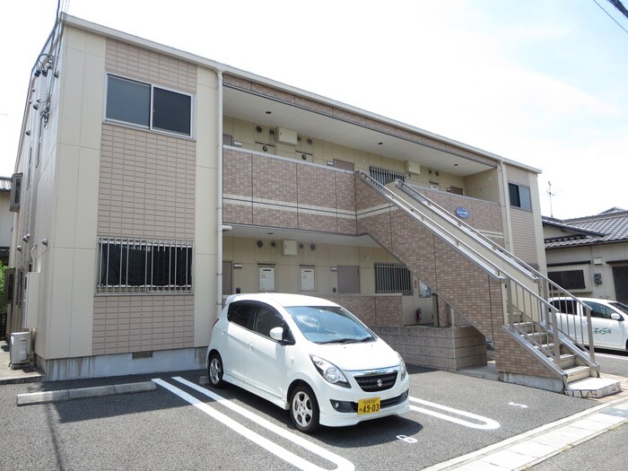 物件外観写真6　(駐車場)