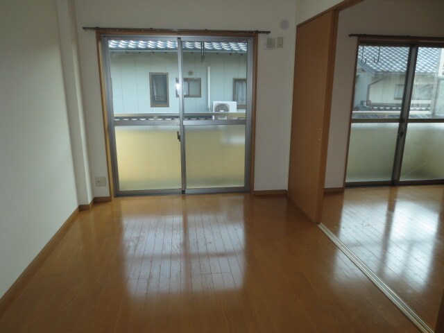 物件内観写真12　(居室)