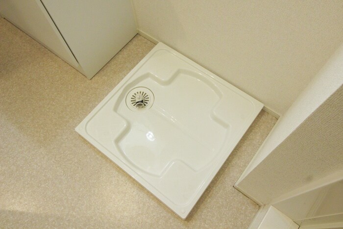 物件内観写真11　(洗濯機置場)