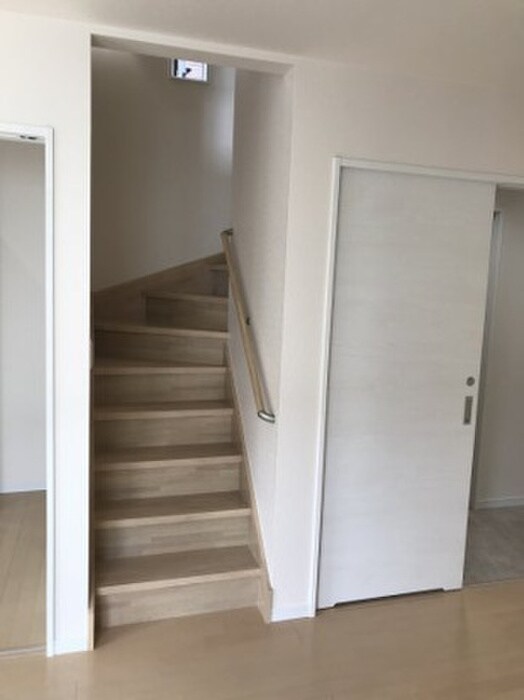 物件内観写真10　(内観写真)