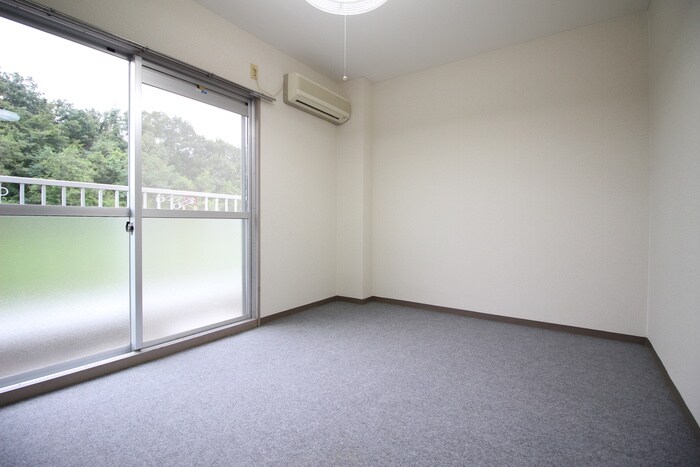 物件内観写真12　(居室)