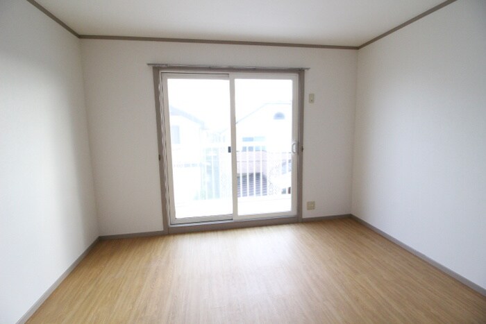 物件内観写真10　(居室)