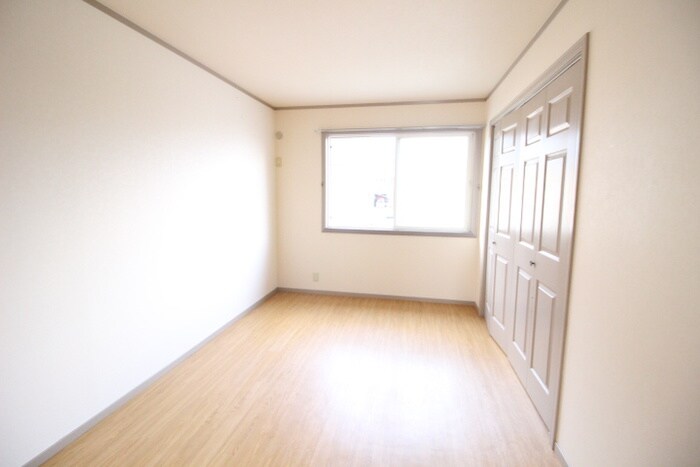 物件内観写真11　(居室)