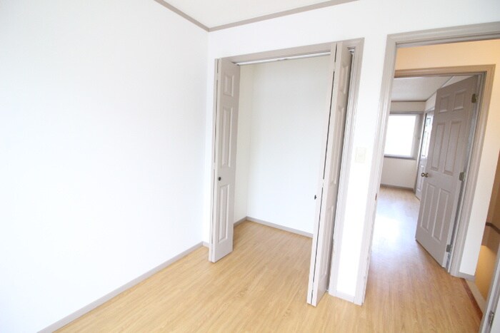 物件内観写真12　(収納)