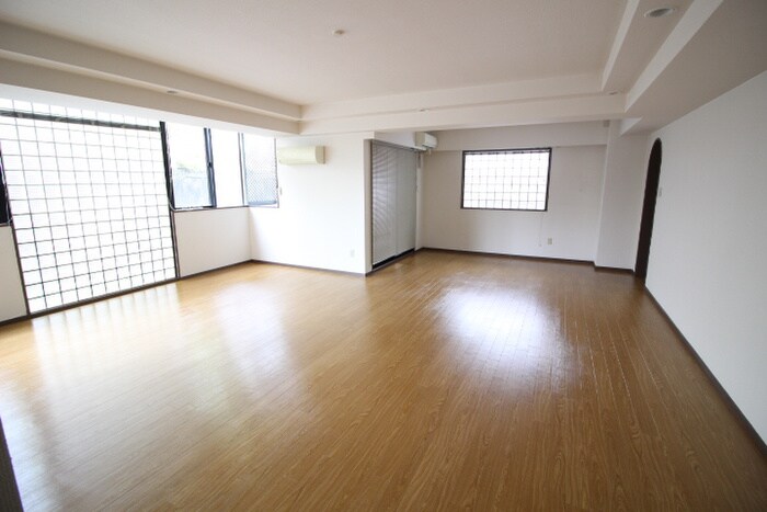 物件内観写真8　(内観写真)