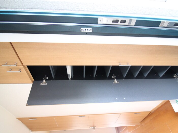 物件内観写真12　(靴箱)