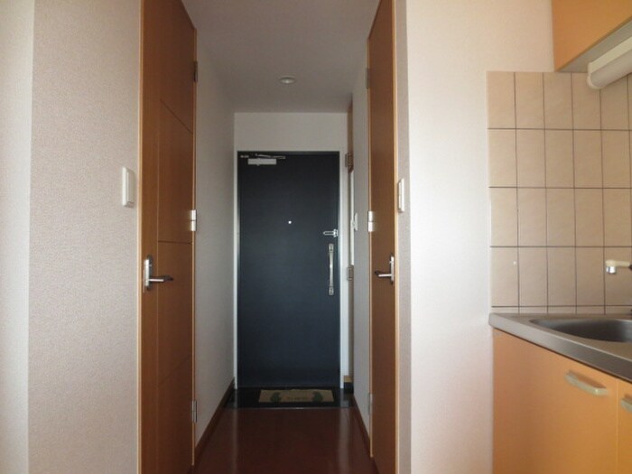 物件内観写真15　(廊下)