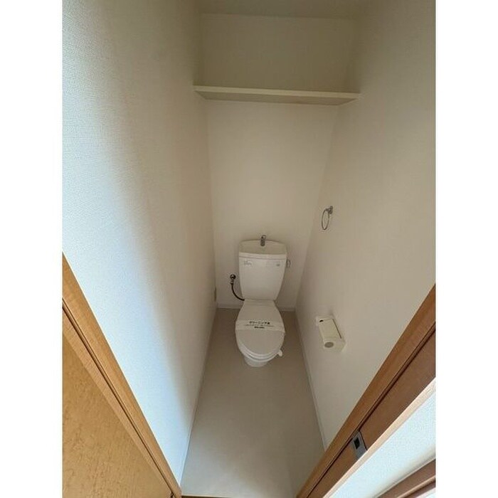 物件内観写真4　(トイレ)