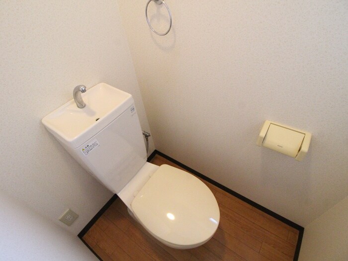 物件内観写真14　(トイレ)