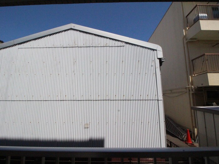 物件内観写真15　(室内からの展望)