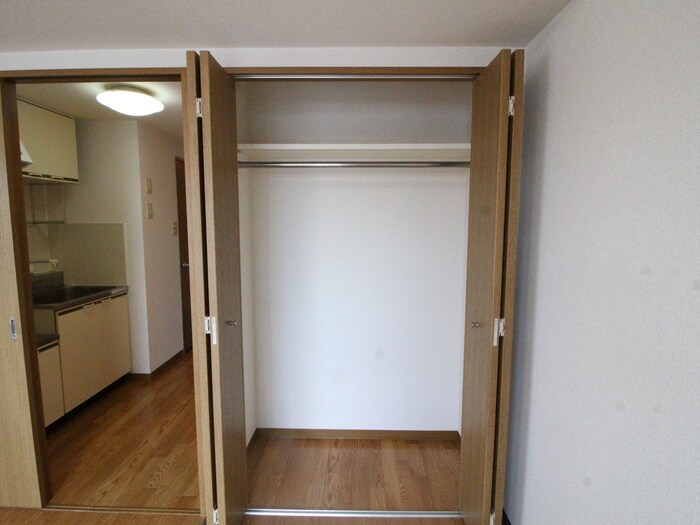 物件内観写真17　(収納)