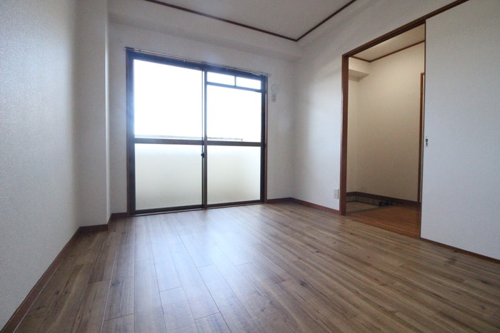 物件内観写真10　(居室)