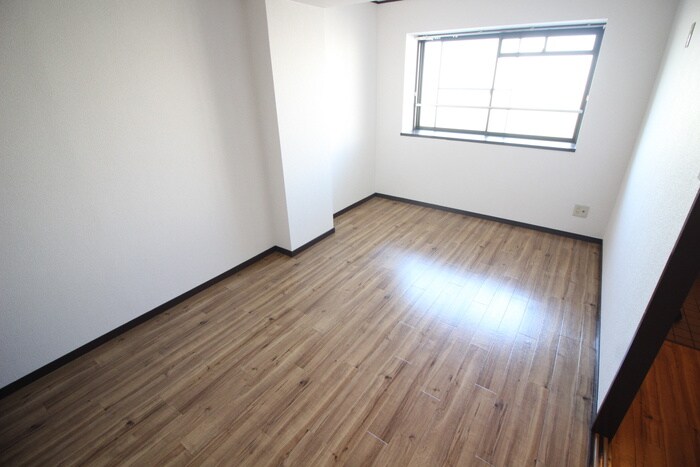 物件内観写真12　(居室)