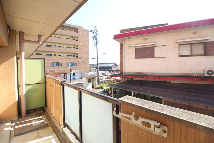 物件内観写真22　(室内からの展望)