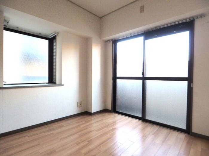 物件内観写真17　(居室)